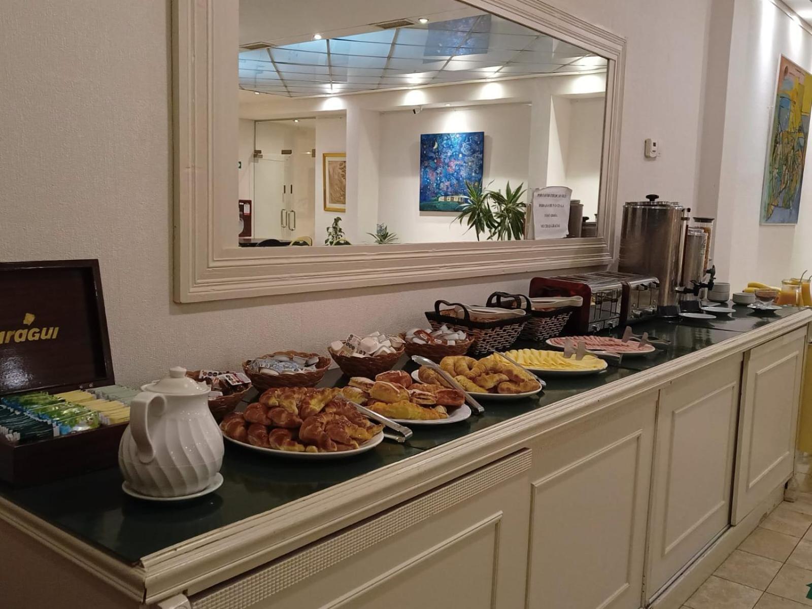 Atlas Tower Hotel Buenos Aires Eksteriør billede