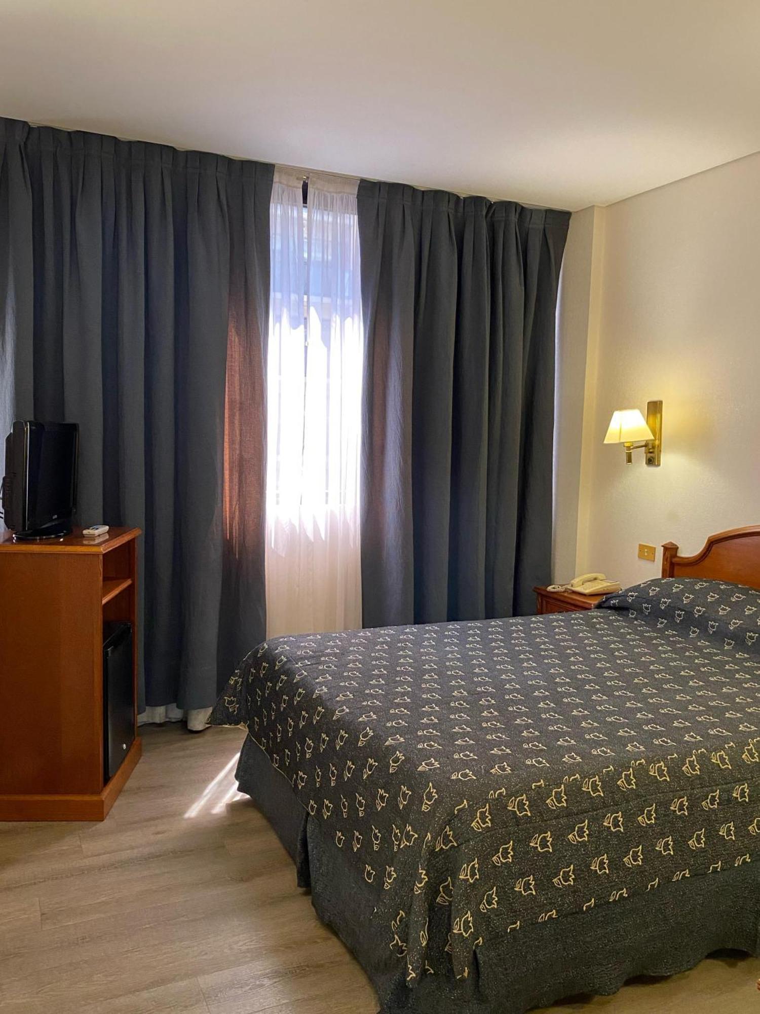 Atlas Tower Hotel Buenos Aires Eksteriør billede
